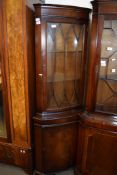 MAHOGANY EFFECT ASTRAGAL GLAZED CORNER CUPBOARD