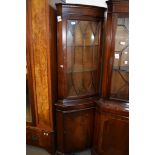 MAHOGANY EFFECT ASTRAGAL GLAZED CORNER CUPBOARD