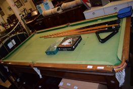 SMALL SNOOKER TABLE