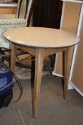 SMALL CIRCULAR PUB TABLE, DIAM APPROX 60CM