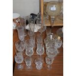 GROUP OF GLASS WARES, VARYING DRINKING GLASSES