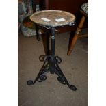 SMALL WROUGHT IRON PLANT STAND, HEIGHT APPROX 48CM