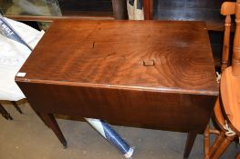 EDWARDIAN MAHOGANY PEMBROKE TABLE, LENGTH APPROX 84CM