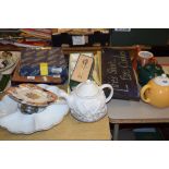 CERAMIC ITEMS INCLUDING A ROYAL WORCESTER TRIPLE DISH AND ROYAL WORCESTER PLATE