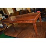 MAHOGANY EFFECT COFFEE TABLE, LENGTH APPROX 137CM