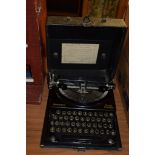 BOXED REMINGTON HOME PORTABLE TYPEWRITER