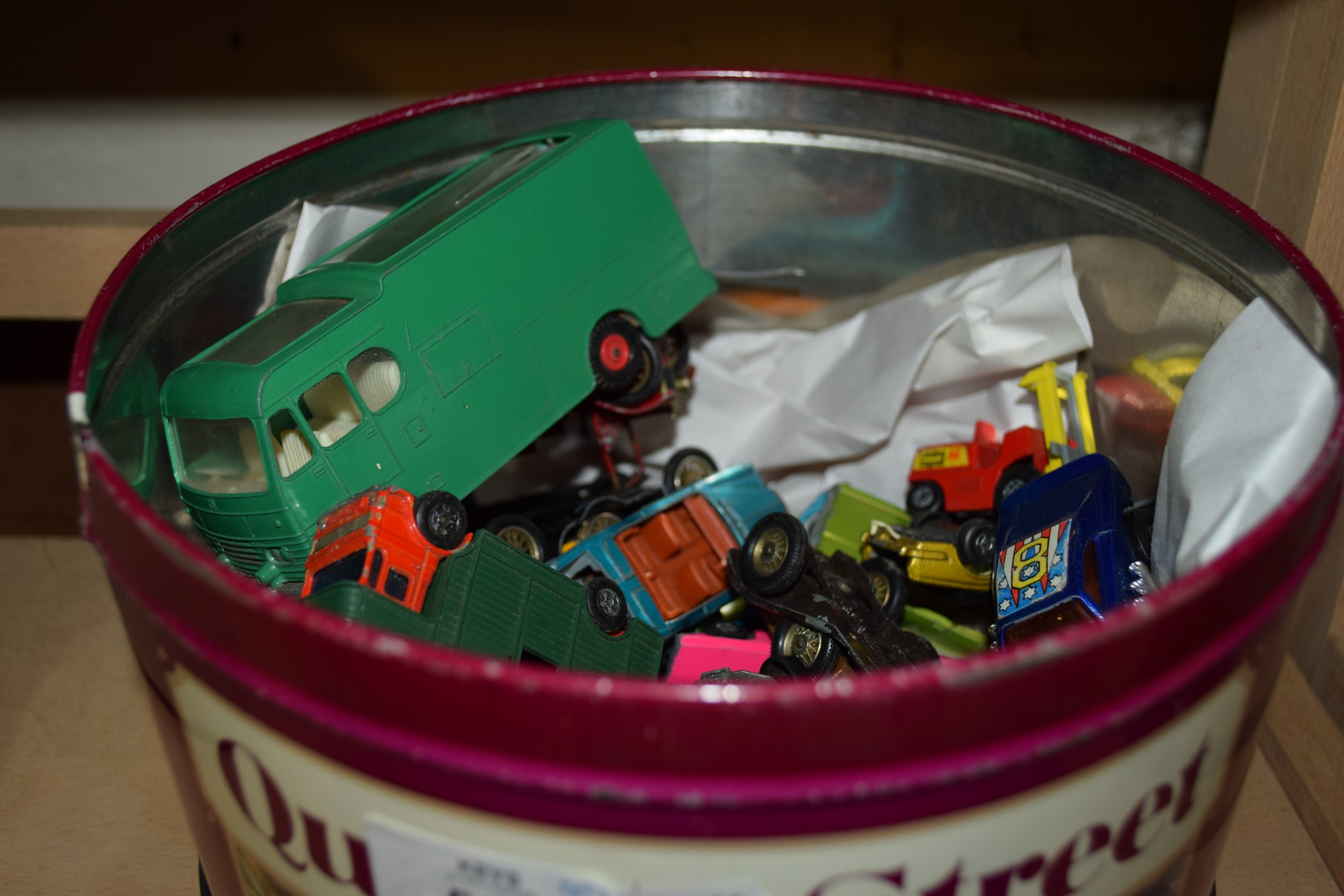 TIN CONTAINING QUANTITY OF DINKY TOYS