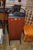 CORBY TROUSER PRESS