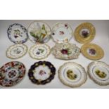 Quantity of porcelain and pottery plates by English manufacturers (qty)
