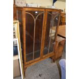 ART DECO STYLE MAHOGANY DISPLAY CABINET WITH CROSS BANDED DECORATINO AND ASTRAGAL GLAZING, WIDTH MAX