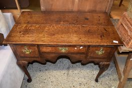 REPRODUCTION OAK LOWBOY, WIDTH APPROX 102CM