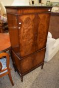MID-20TH CENTURY MAHOGANY EFFECT DRINKS CABINET BY BURTON REPRODUCTIONS LTD, WIDTH APPROX 67CM