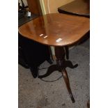 MAHOGANY OCCASIONAL TABLE RAISED ON A TURNED COLUMN ON THREE LEGS, APPROX 54 X 46CM