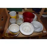 LARGE TRAY CONTAINING CERAMIC ITEMS