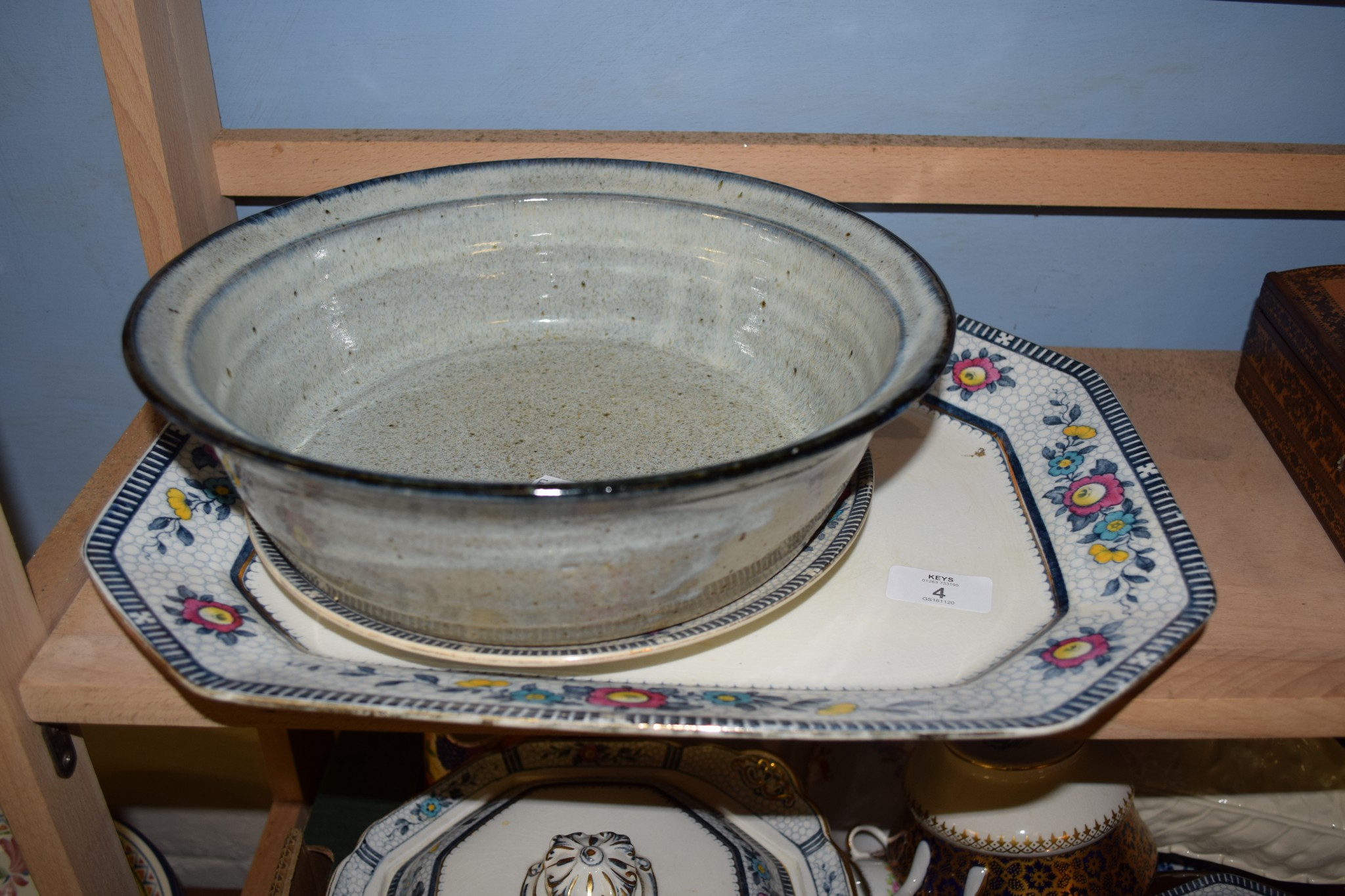 POTTERY BOWL AND SERVING DISH