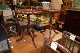 PAIR OF REPRODUCTION MAHOGANY PEDESTAL TABLES, 38CM WIDE