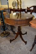 MAHOGANY CIRCULAR PEDESTAL DRUM TABLE (REPRODUCTION), 69CM DIAM