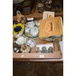 TRAY CONTAINING VARIOUS POTTERY ITEMS INCLUDING A HEREND TYPE VASE (A/F)