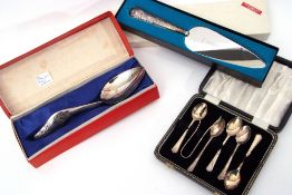 Mixed Lot: case containing set of five Elizabeth II coffee spoons with pointed ends, Birmingham