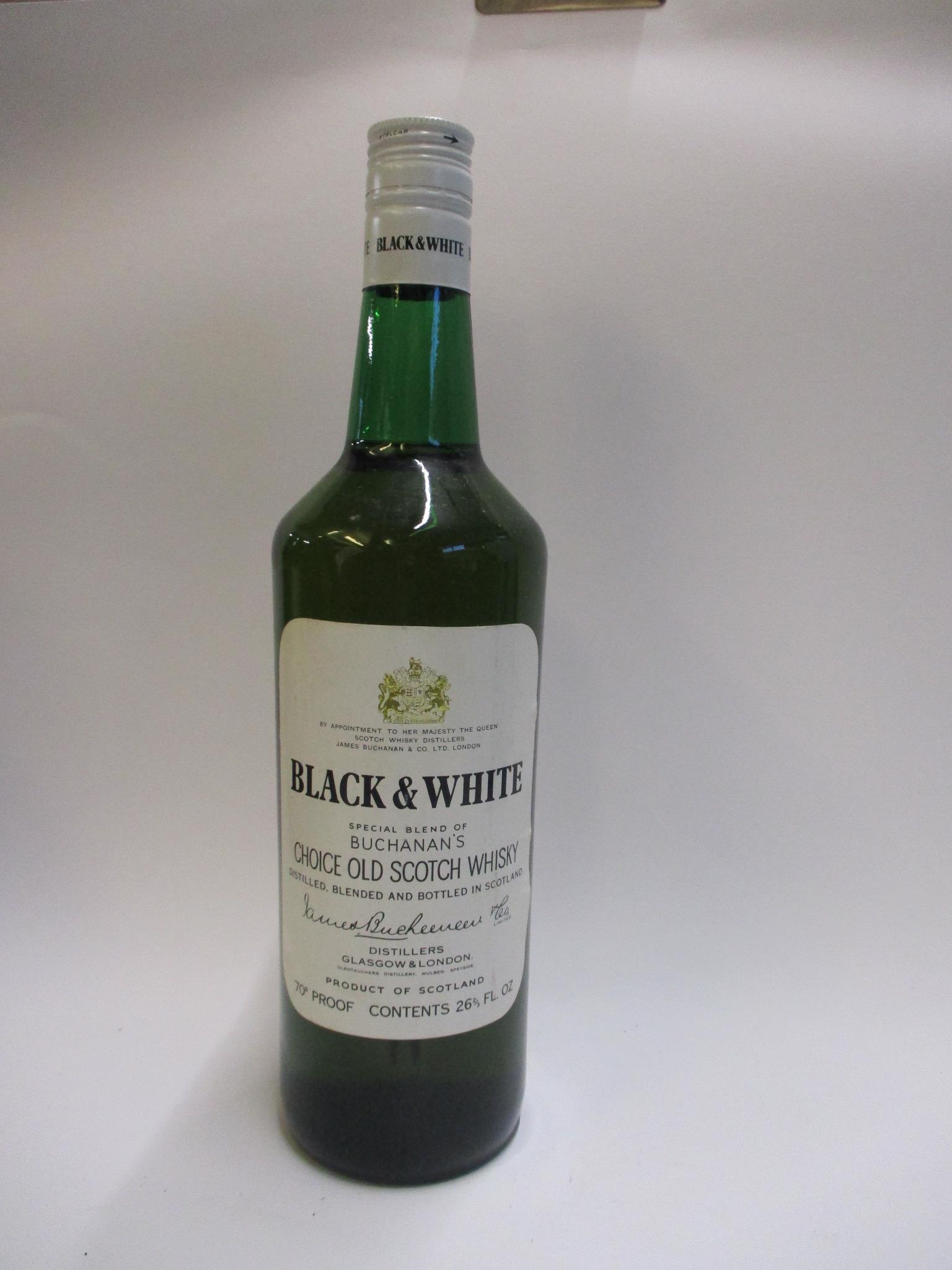 Buchanan's Black & White Choice Old Scotch Whisky - 26 fl oz, 70° proof, 1 bottle