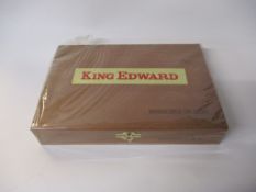 Sealed wooden box King Edward "Invicible de Luxe" Cigars, cellophane-wrapped.