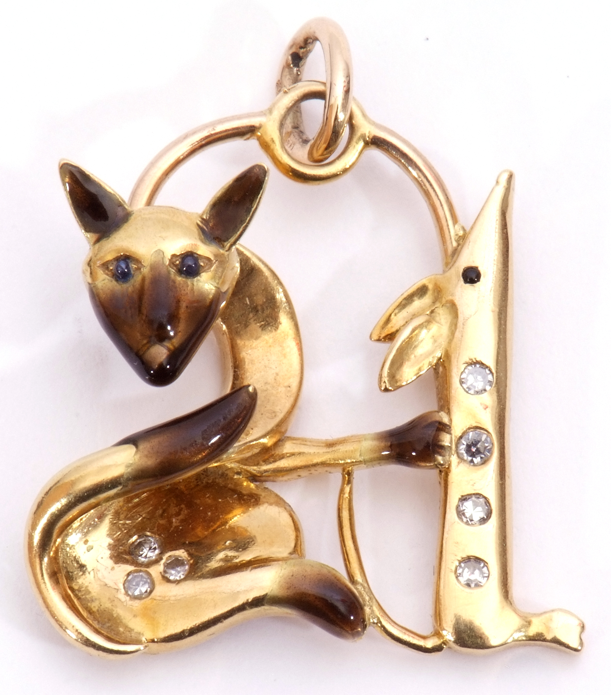 Yellow metal cat and mouse stylised pendant, each highlighted with small diamonds and sapphire set - Image 2 of 4