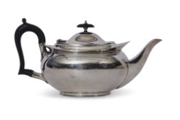 George V silver teapot, William Hutton & sons, Sheffield 1928, length 27cm, width 11cm, weight