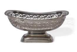 Silver fruit basket, James & William Deakin, Sheffield, 1931, length 26.5cms, width 20cm, height