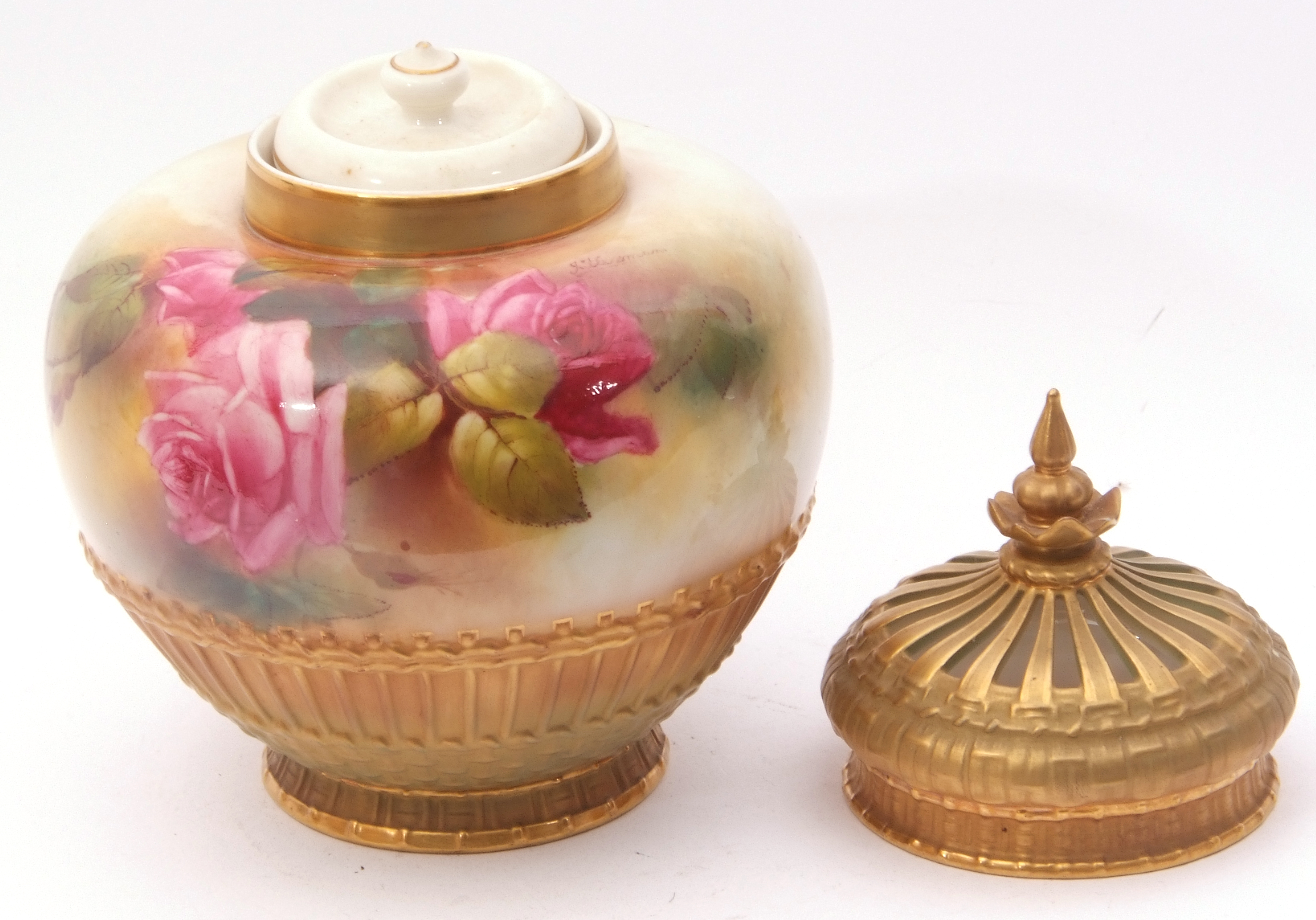Royal Worcester globular pot pourri vase with gilt pierced cover, decorated with roses, signed by - Image 7 of 10