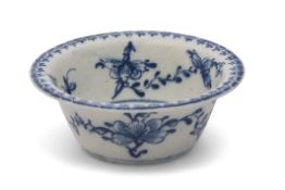 Lowestoft porcelain patty pan with blue and white design of floral sprigs within berry border, 9cm