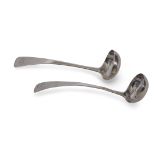 Good pair of Scottish silver toddy ladles, Andrew Wilkie, Glasgow, 1811, length qpprox 14cm,