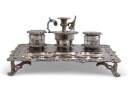 An extremely fine and good quality George IV desk pen and inkstand with integral chamberstick and