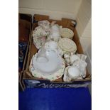 BOX CONTAINING CERAMIC ITEMS INCLUDING TEA WARES MADE BY WEDGWOOD, CUPS AND SAUCERS, TOGETHER WITH