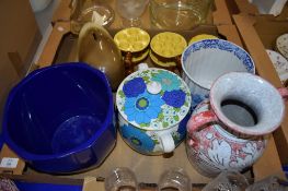 BOX OF CERAMIC ITEMS INCLUDING A POTTERY PIG MONEY BOX