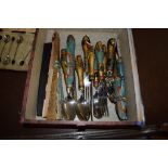 CUTLERY WITH MOULDED EGYPTIAN DECORATION HANDLES