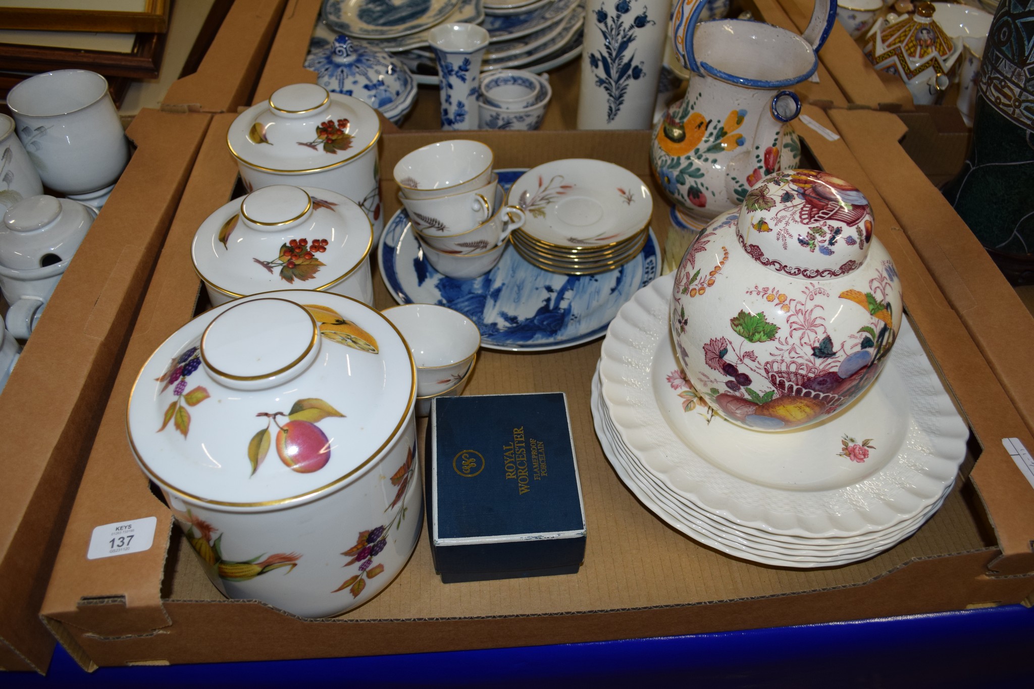 CERAMIC ITEMS INCLUDING THREE ROYAL WORCESTER EVESHAM PATTERN JARS AND COVERS