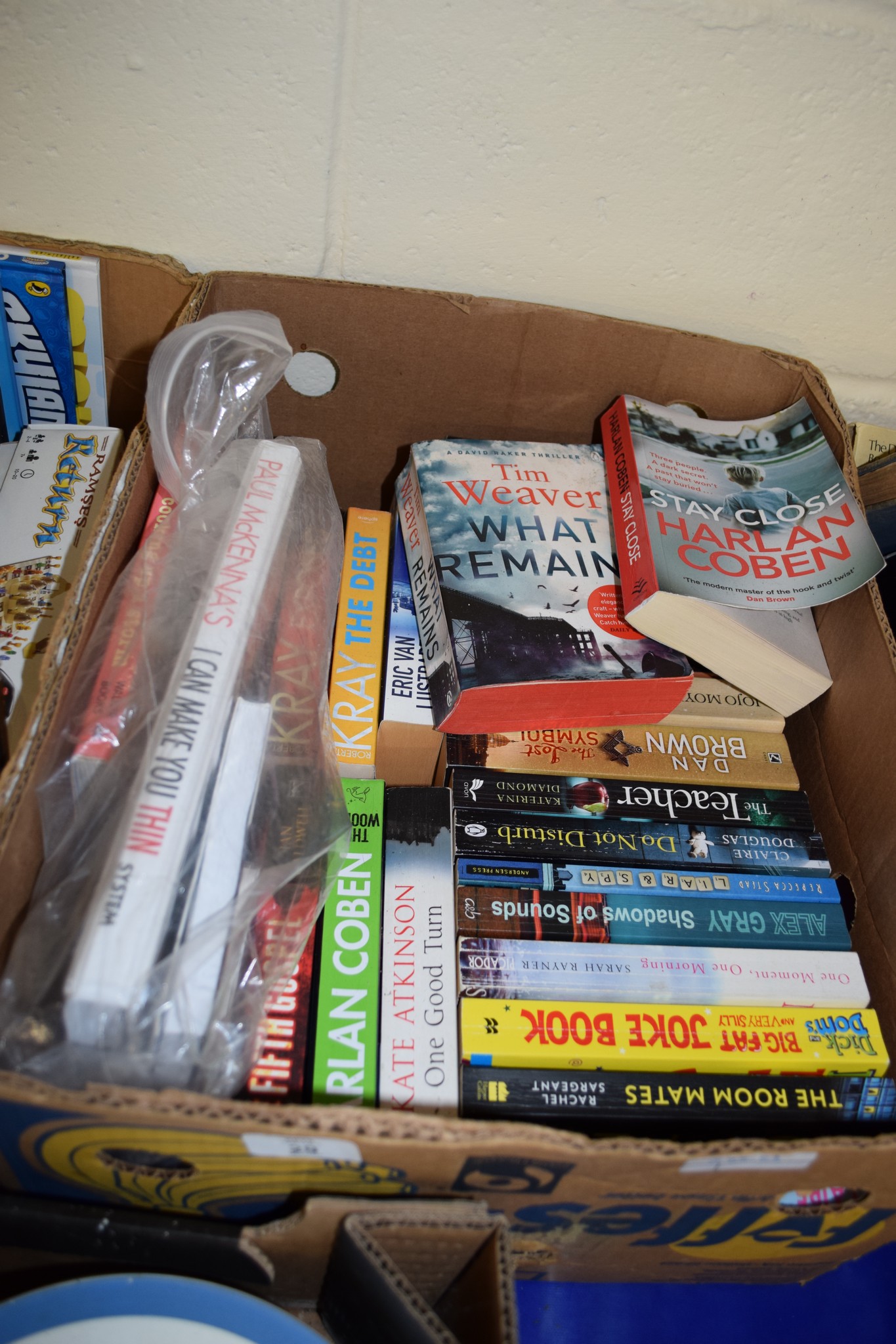 BOX CONTAINING MAINLY PAPERBACK NOVELS