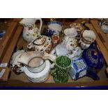 BOX CONTAINING CERAMIC JUGS AND IMARI STYLE TEA POT