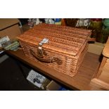 WICKER PICNIC BASKET WITH LEATHER STRAPS