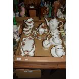 CHINA ITEMS INCLUDING SOME ROYAL ALBERT OLD COUNTRY ROSES TEA WARES COMPRISING TWO SMALL SERVING