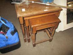 NEST OF THREE OAK TABLES, LARGEST 51CM WIDE