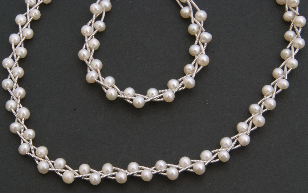 Mixed Lot: white metal and cultured pearl necklace and matching bracelet, both stamped 925, 42cm - Image 3 of 3
