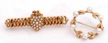 Mixed Lot: antique yellow metal and seed pearl brooch, an entwined scroll and bead designed bar,