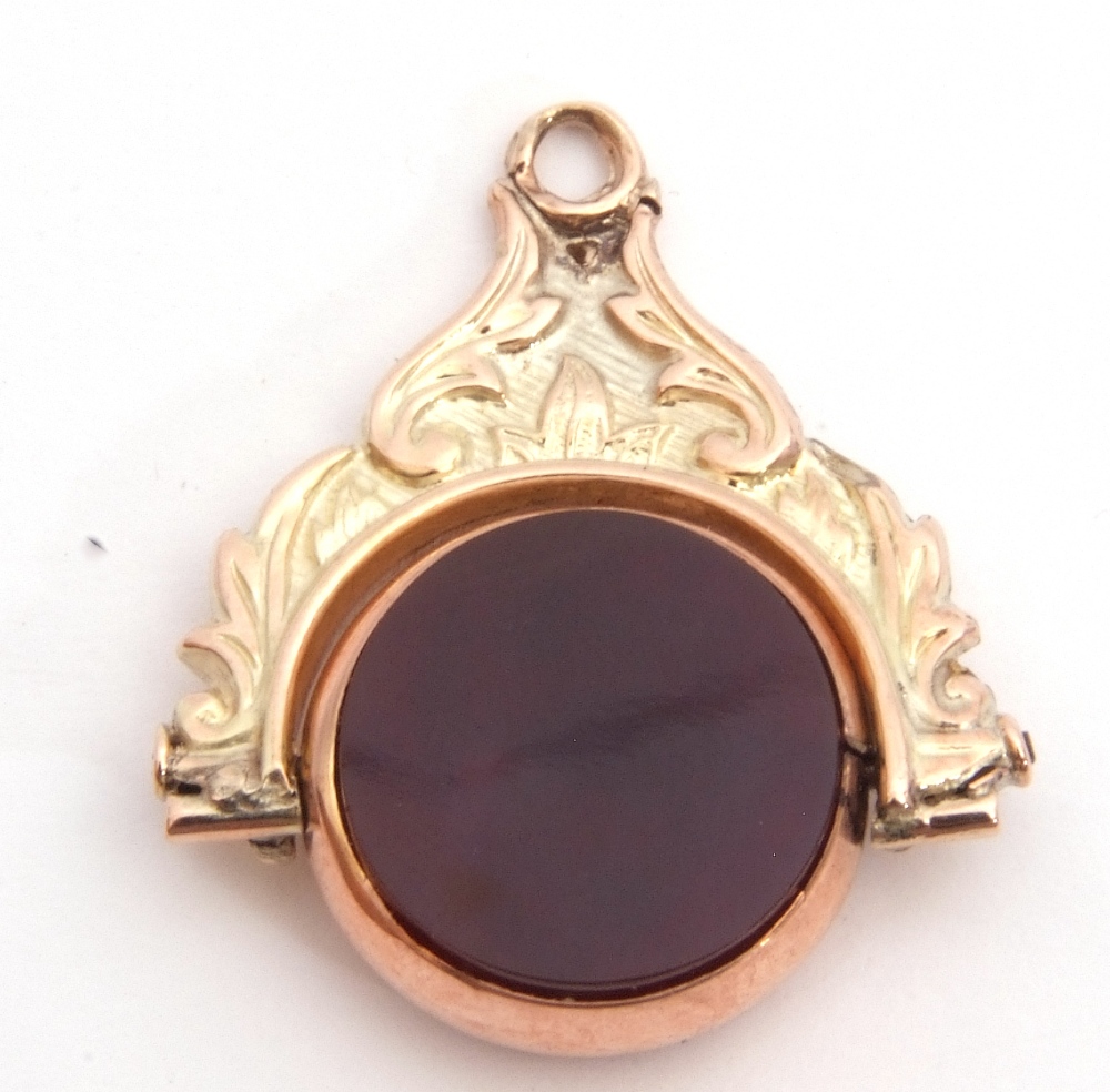 Victorian 9ct gold swivel fob with bloodstone and carnelian sides, framed in a scroll mount - Image 3 of 4