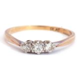 Small three stone diamond ring, a row of three graduated round brilliant cut diamonds, total ct wt