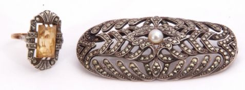 Mixed Lot: vintage white metal marcasite set plaque brooch of pierced oval shape centring a small