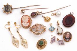 Mixed Lot: 9ct stamped open work floral brooch, antique carved glass cameo pendant, three vintage