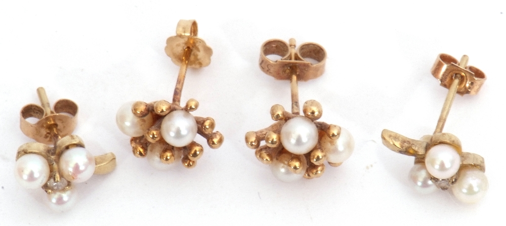 Mixed Lot: pair of 9ct gold pearl and diamond set cluster earrings, a design centring a small - Image 3 of 3