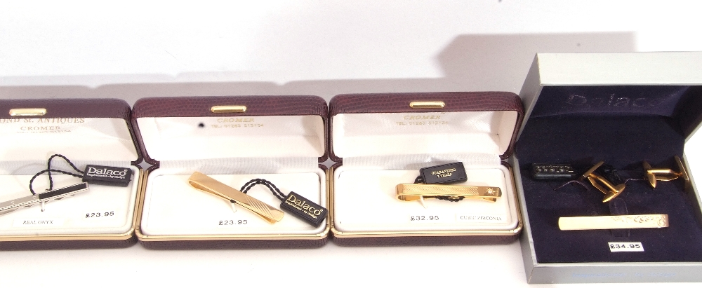 Mixed Lot: nine cased gent's tie-clips, silver, onyx examples, three chrome, four gold plated, - Image 2 of 4