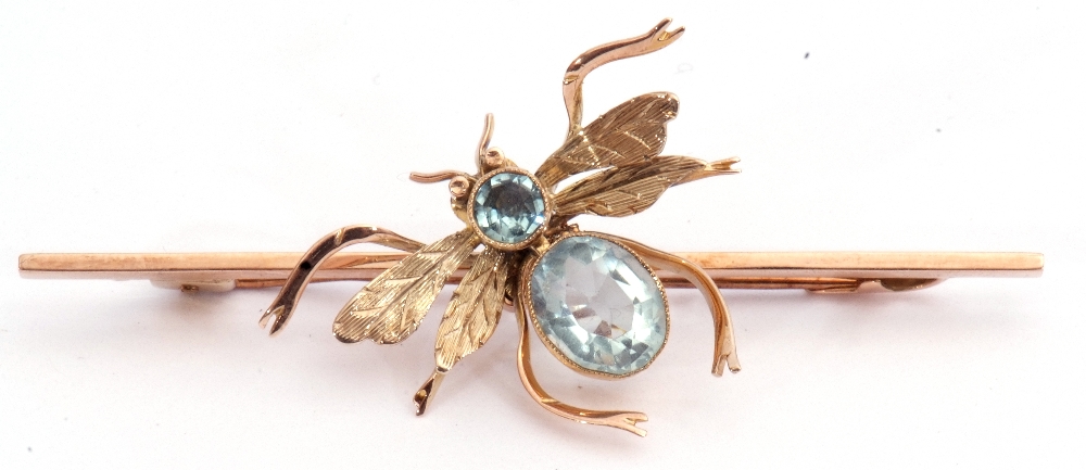 Aquamarine "Fly" pin brooch, the knife edge bar applied with a fly with outstretched wings, the